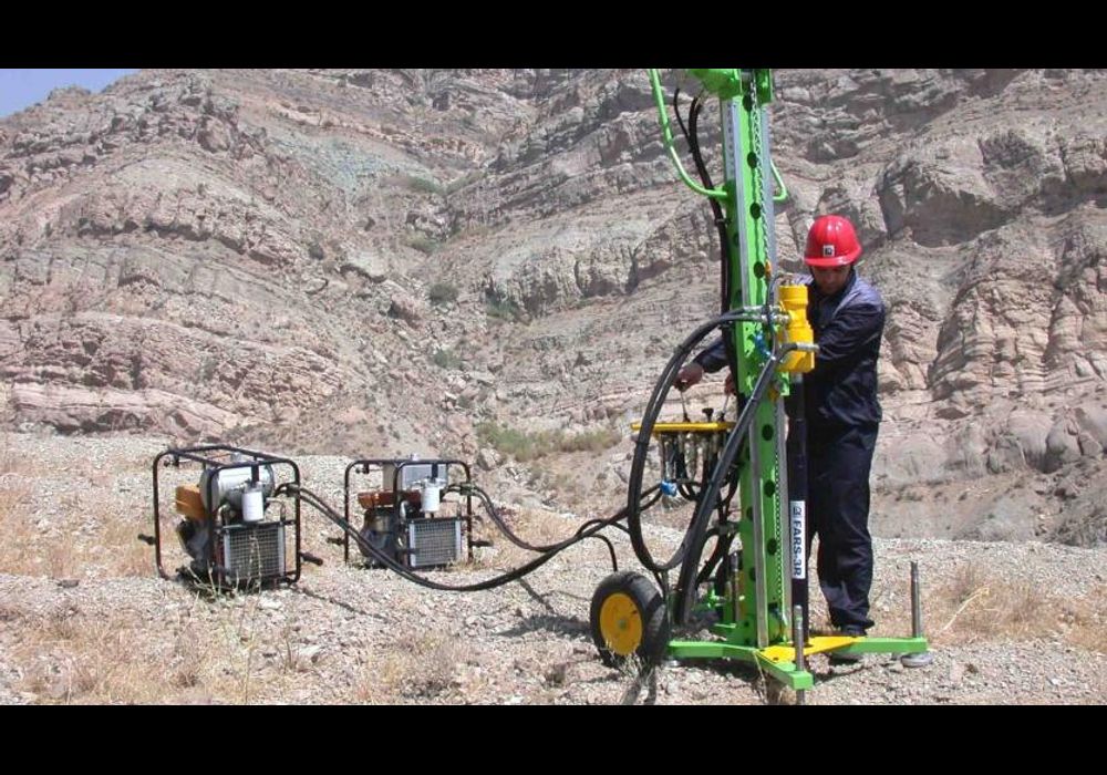 آموزش ایمیدرو برای توسعه معادن کوچک
