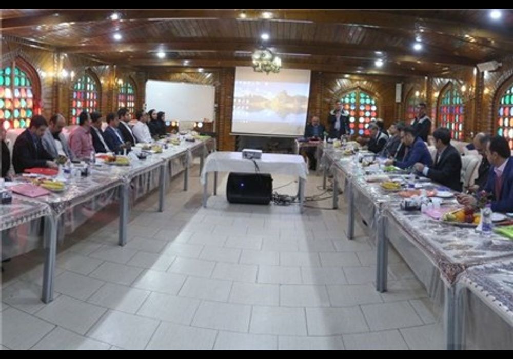 اولین دوره کانون مدیران ذوب آهن اصفهان