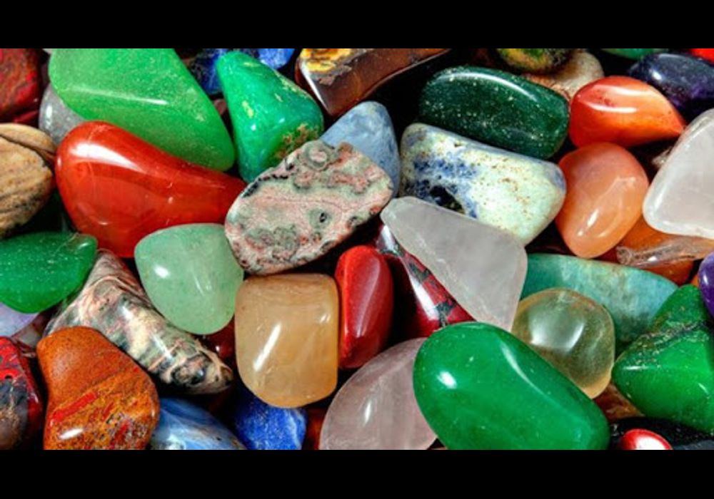 بازارچه گوهر سنگ های مشهد