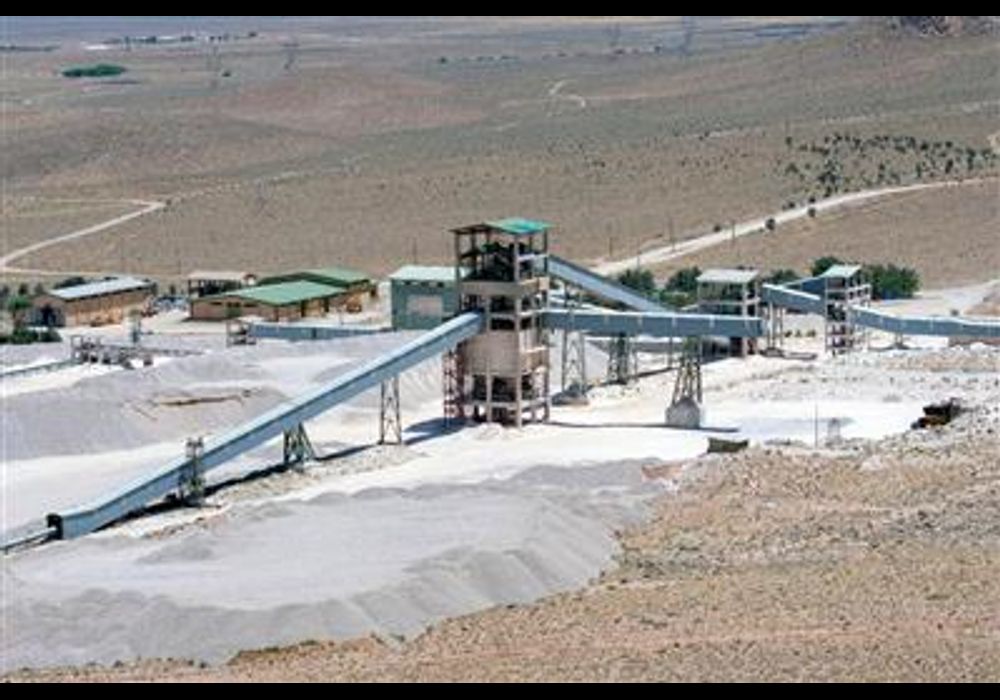 پشتیبانی فولاد مبارکه از کارخانه آهک
