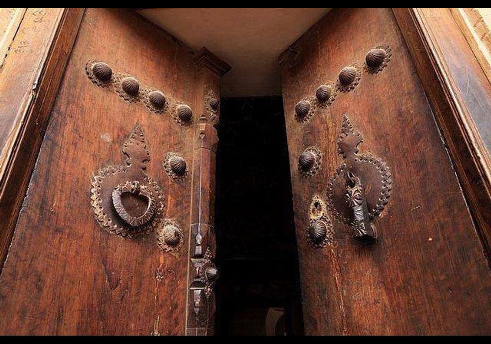 درب خانه ها و رفتارهای اجتماعی