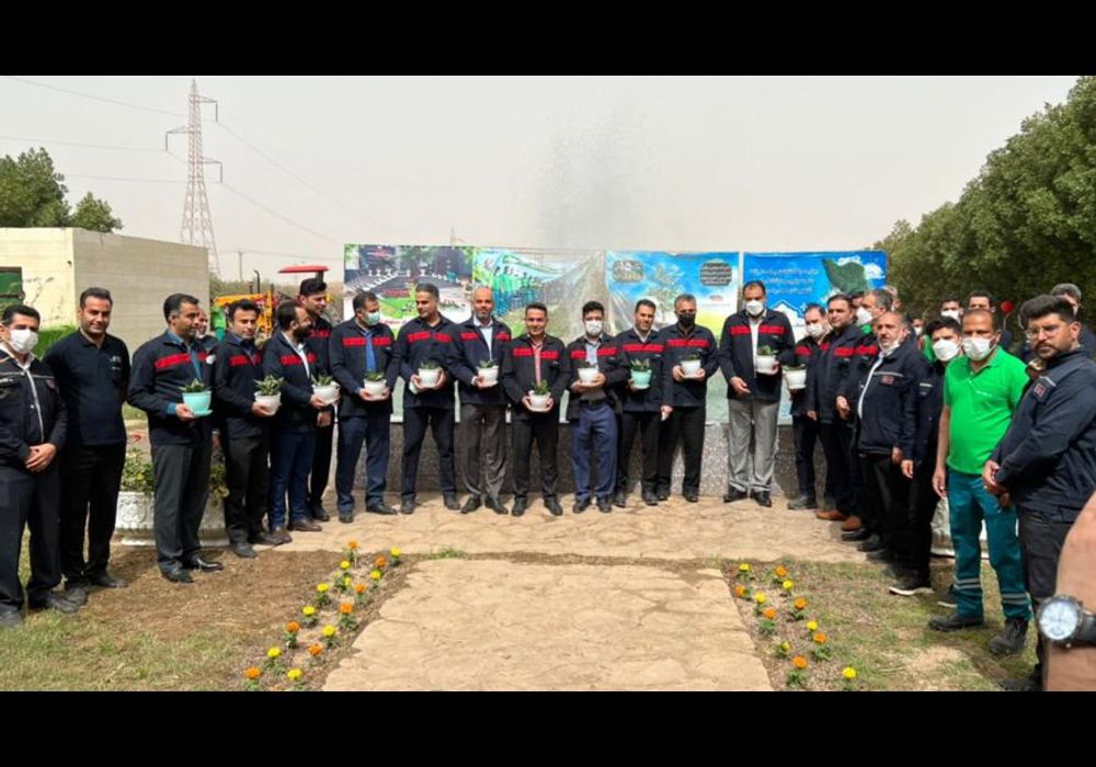 مراسم درختکاری در شرکت فولاد اکسین