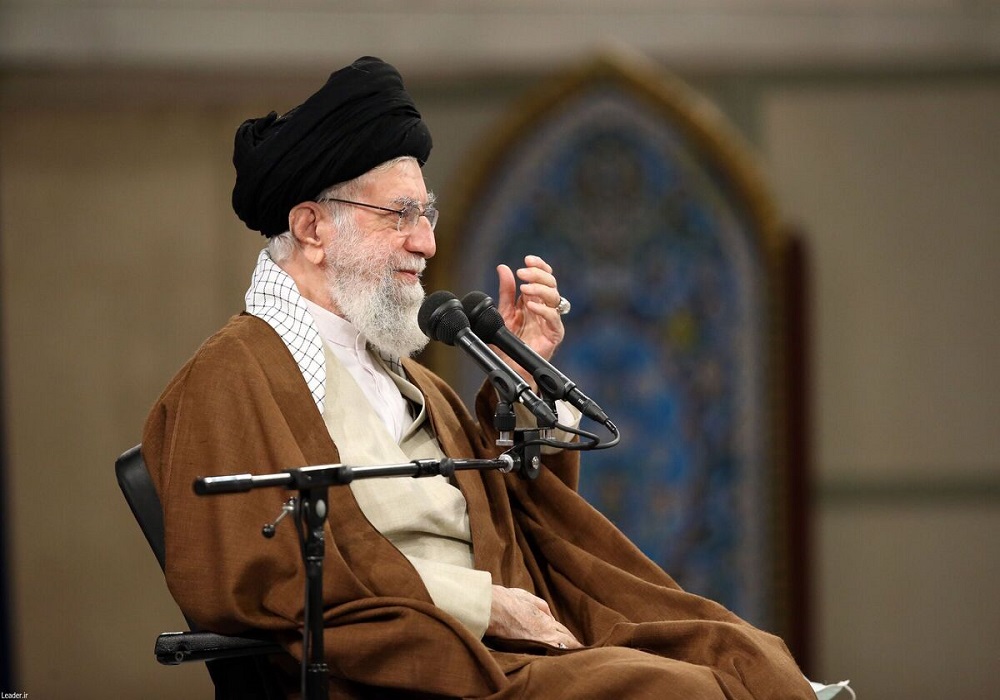 رهبری و کارگران