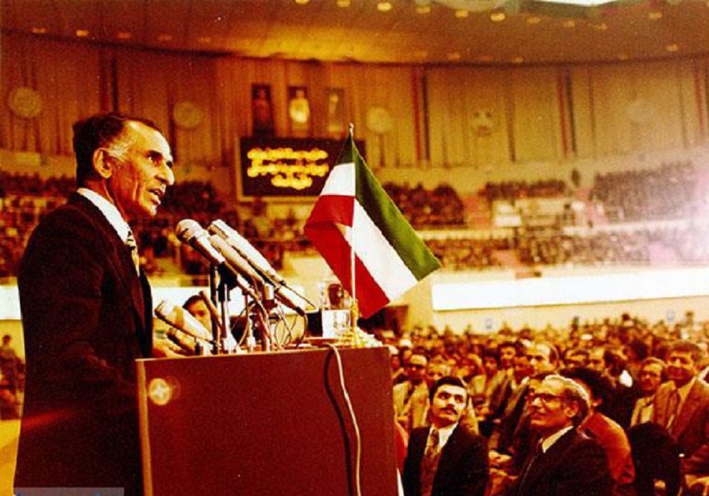 آموزگار جمشید