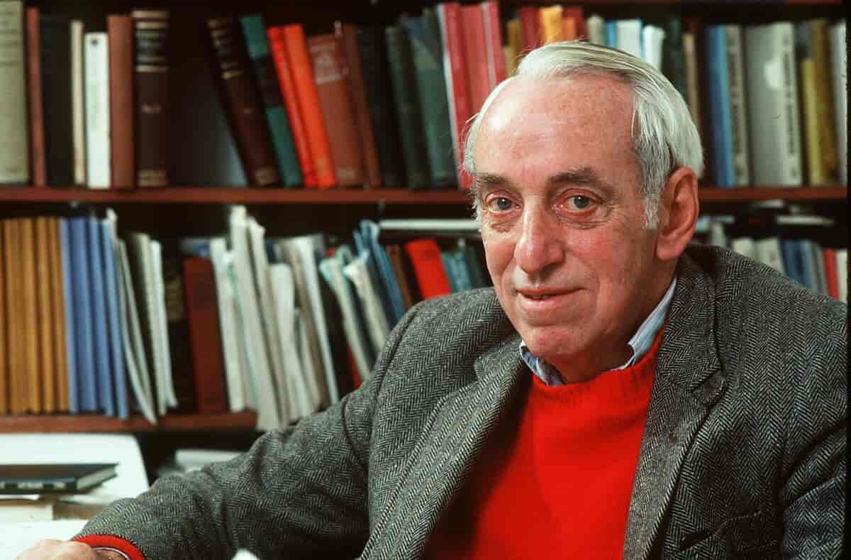 This 1989 file image shows Yale University Sterling Professor Emeritus in Economics James Tobin in his office in New Haven, CT. AFP PHOTO/ YALE UNIVERSITY