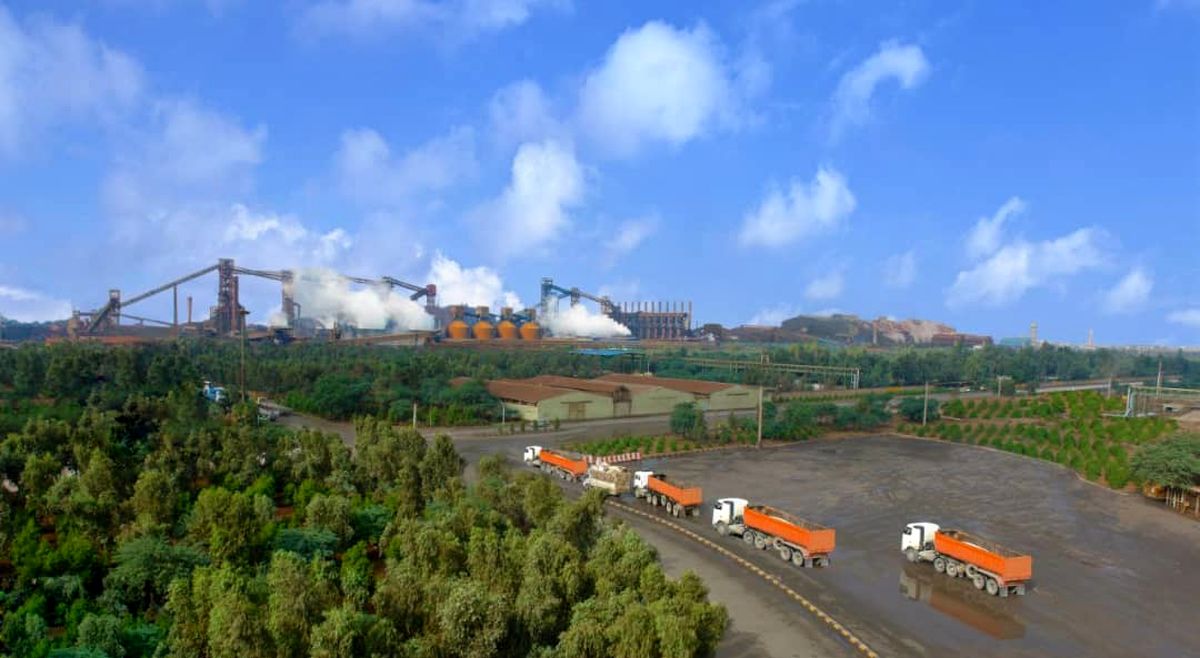 ثبت رکورد تاریخی مهرماه فولاد خوزستان