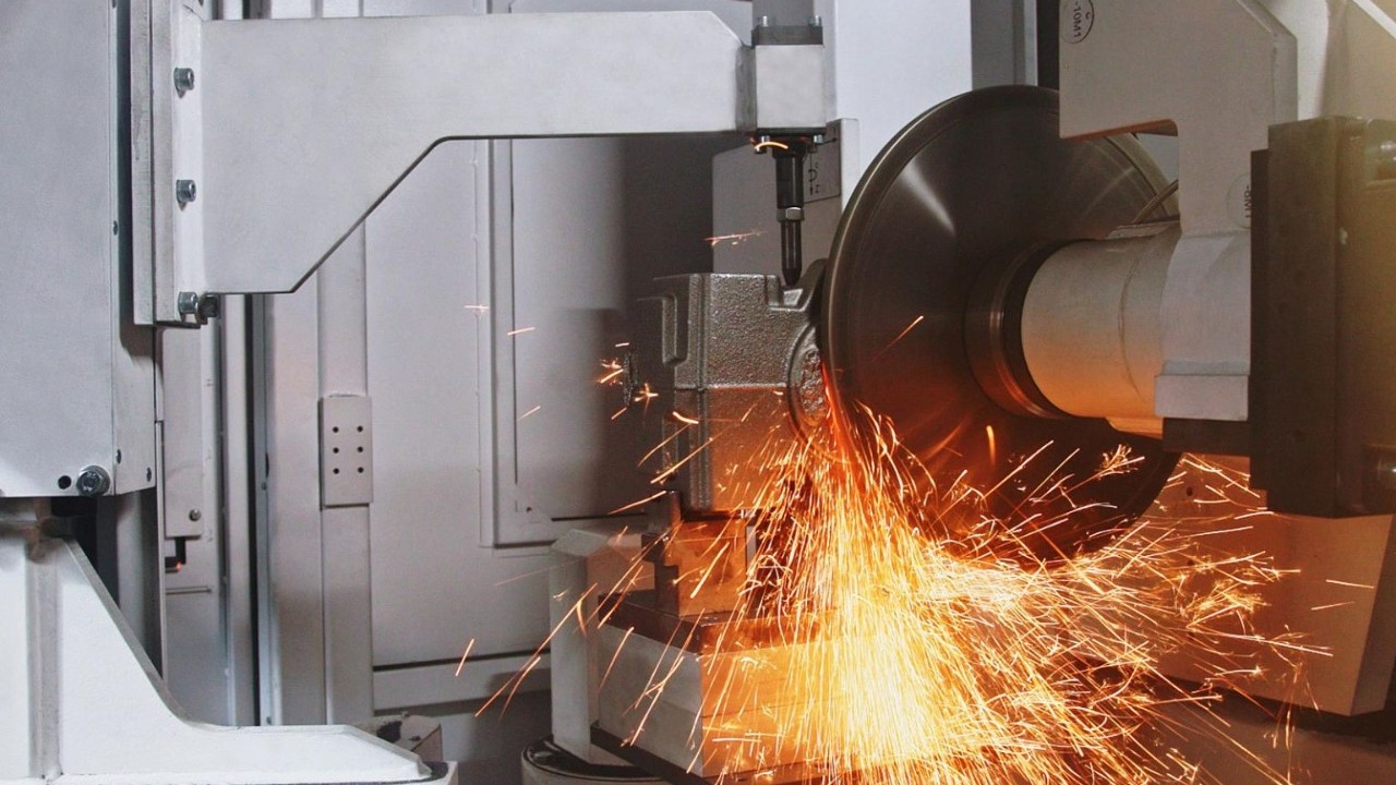 برشکاری و ریخته_گری در ایران