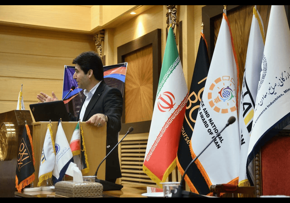 دکتر حسین چناری