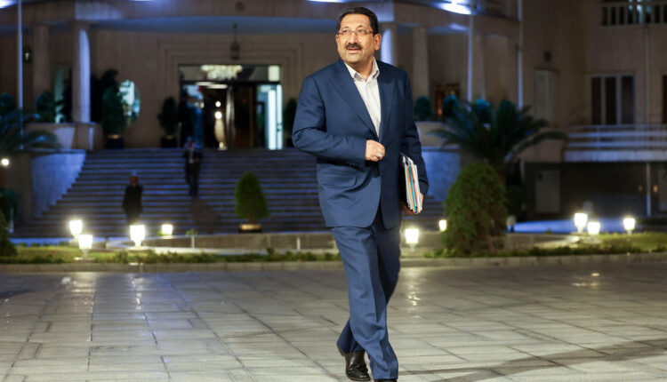 تشکیل ستاد بازسازی صنایع