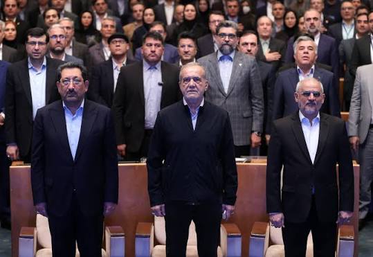 روز صنعت و معدن 1405